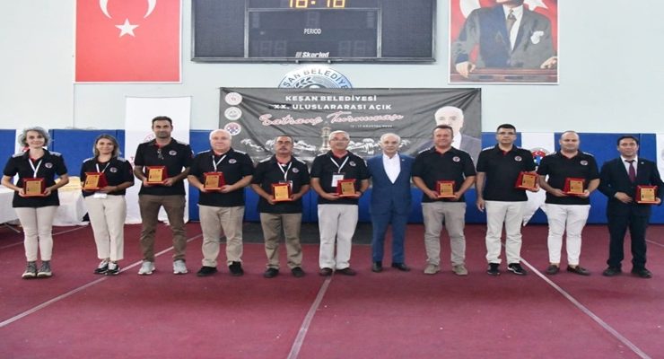 Keşan Belediyesi XX. Uluslararası Açık Satranç Turnuvası’nda Ödüller Sahiplerini Buldu