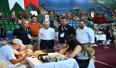 Keşan Belediyesi 20. Uluslararası Açık Satranç Turnuvası Rekor Katılımla Başladı