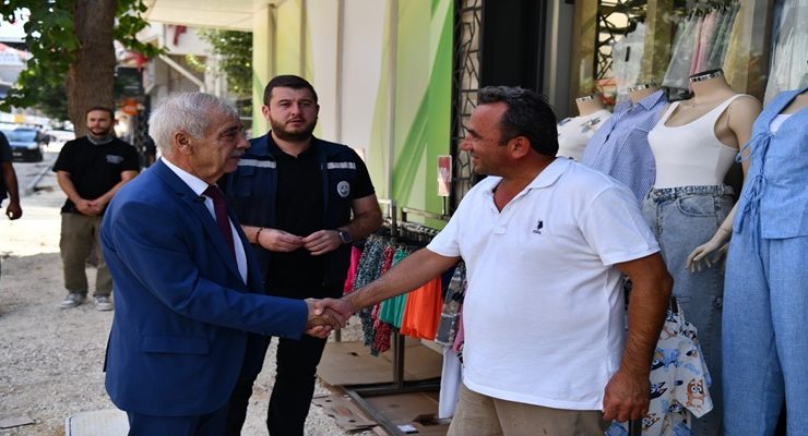 İsmet İnönü Caddesi’nde Çalışmalar Tüm Hızıyla Devam Ediyor