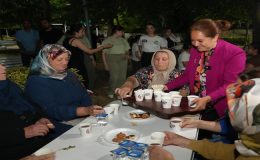 MUHABBET SİZDEN ÇAYLAR VE KAHVELER MÜGE BAŞKAN’DAN