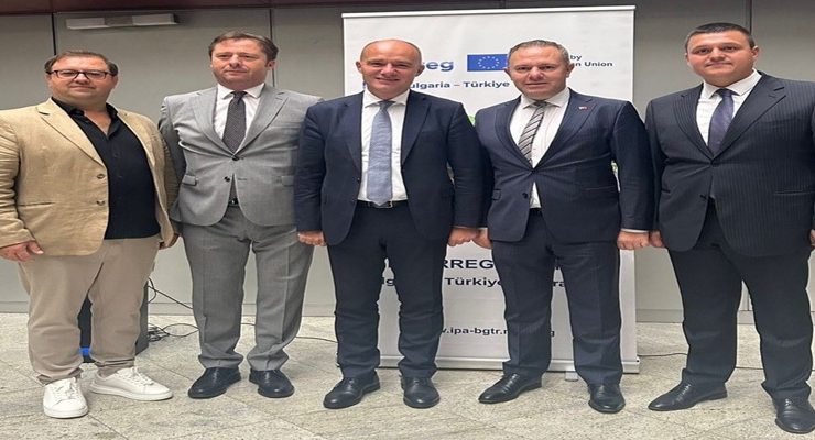 Kırklareli TSO Başkanları Soner Ilık ile İsmail Hakkı Özsan, “INTERREG IPA Bulgaristan-Türkiye Projeler Lansmanı”na Katıldı