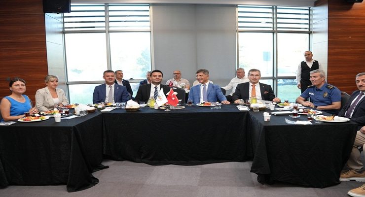 Başkan Sarıkurt Çorlu TSO Meslek Komiteleri Toplantısına Katıldı