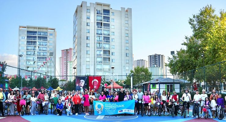 Çorlu’da Avrupa Hareketlilik Haftası’na Özel Renkli Pedallar Bisiklet Turu