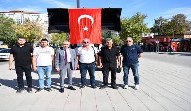 Özcan, Keşan Belediyesi’ne Yeni Kazandırılan Araçları Tanıttı