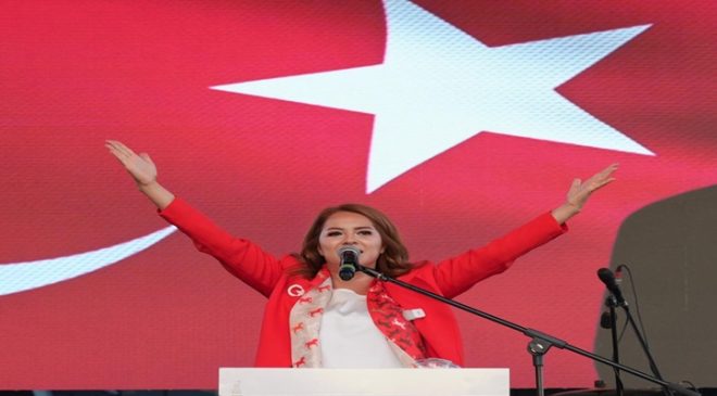 CUMHURİYETİN IŞIĞIYLA AYDINLANIYORUZ, GURURLA YÜRÜYORUZ!