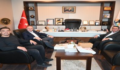 Kırklareli Gençlik Merkezi Müdürü Ahmet Şimşek, Kırklareli TSO’na “Hayırlı Olsun” Ziyaretinde Bulundu