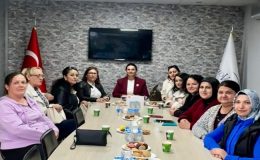 Ergene Kent Konseyi Kadın Meclisi’nden Anlamlı Yardım: İhtiyaç Sahibi Çocuklara Ayakkabı Desteği