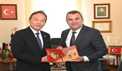 Süleymanpaşa Belediyesine Japonya Büyükelçiliğinden Arama Kurtarma Aracı Desteği