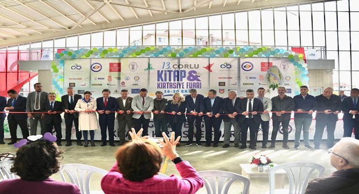 Çorlu 13. Kitap ve Kırtasiye Fuarı Kapılarını Açtı