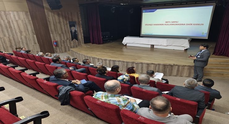 MUHTARLAR AKADEMİSİ’NİN İKİNCİ DURAĞI KAPAKLI OLDU