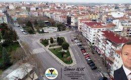 “Kurtuluş Günlerimiz Gibi Bizleri Millet Yapan Kutsal Değerlerimize Sahip Çıkmalıyız”