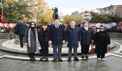 Kırklareli Ticaret ve Sanayi Odası, “Atatürk’ü Anma Günü Çelenk Sunma Töreni”ne Katıldı