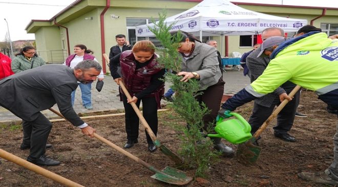 ERGENE’DE FİDANLAR GELECEĞE NEFES OLDU!
