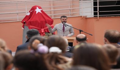 Atatürk İlkokulu Atatürk Büstüne Kavuştu