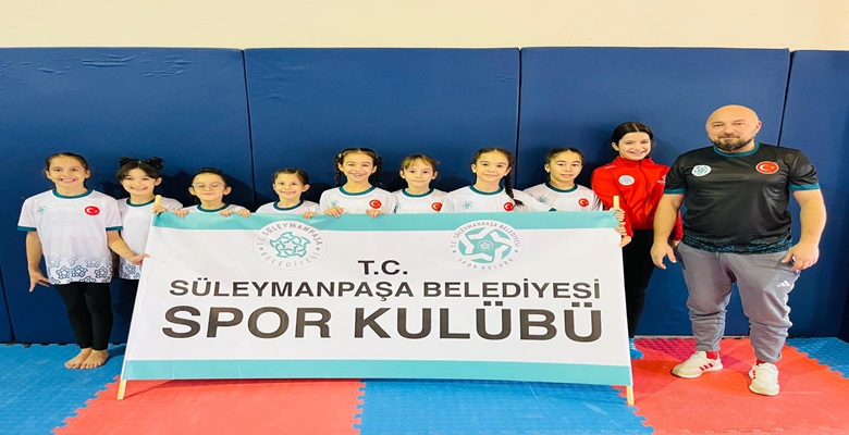 Cimnastik şampiyon (1)
