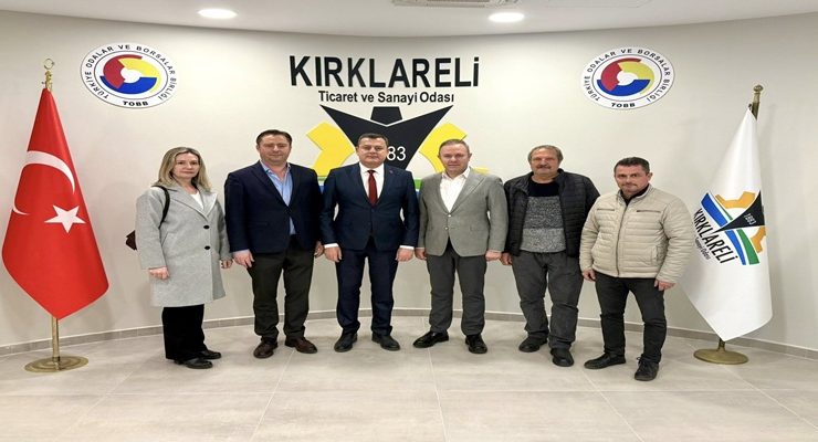 “EN DÜŞÜK EMEKLİ MAAŞINI HEMEN BİR ASGARİ ÜCRETE, SONRA DA 1,5 ASGARİ ÜCRETE ÇIKARACAĞIZ”