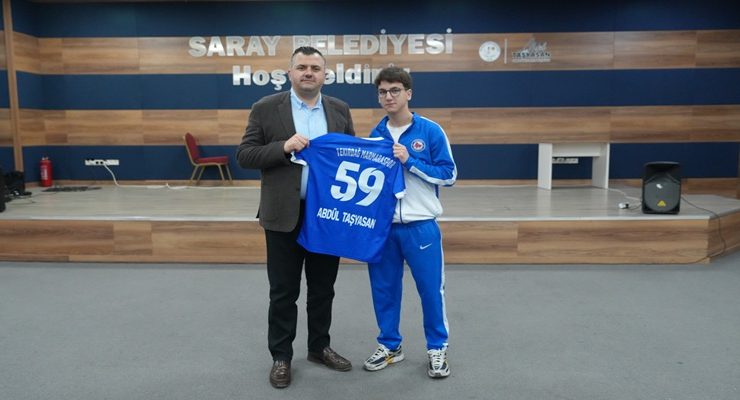 BAŞKAN TAŞYASAN ŞAMPİYONLARI AĞIRLADI