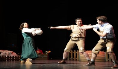 Çorlu’da Çocuklar Sanatla Buluşuyor