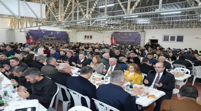 RAMAZAN’IN BEREKETİ VE KARDEŞLİK RUHU İĞNELER MAHALLESİ’NDE AYNI SOFRADA BULUŞTU