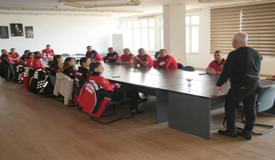 Çorlu AKE, Psikoloji ve Kriz İletişimi Eğitimi Aldı