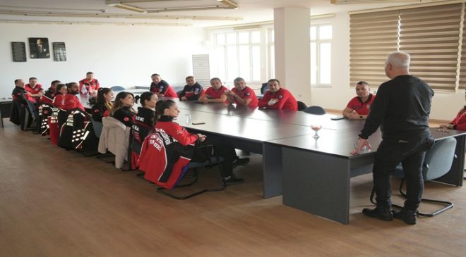 Çorlu AKE, Psikoloji ve Kriz İletişimi Eğitimi Aldı