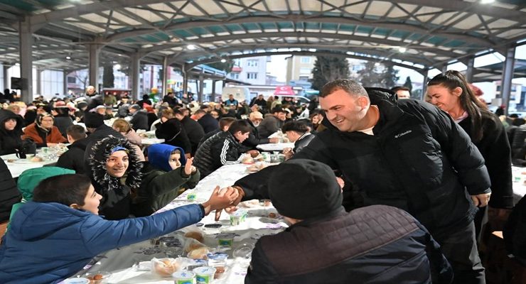 Halk Sofraları Ramazan Coşkusunu Mahalleden Mahalleye Taşıyor