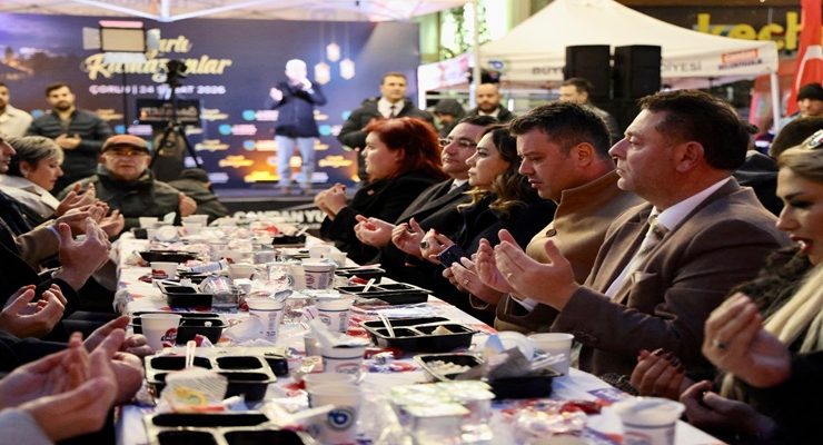 BÜYÜKŞEHİR RAMAZAN’IN BEREKETİNİ SOFRALARA TAŞIYOR