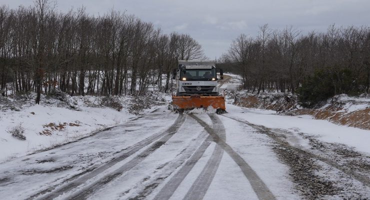 BÜYÜKŞEHİR’DEN KAR SEFERBERLİĞİ