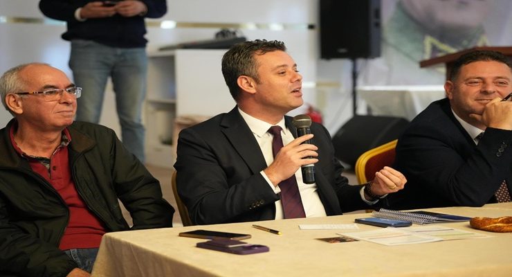 Başkan Sarıkurt Emeklilerle Bir Araya Geldi