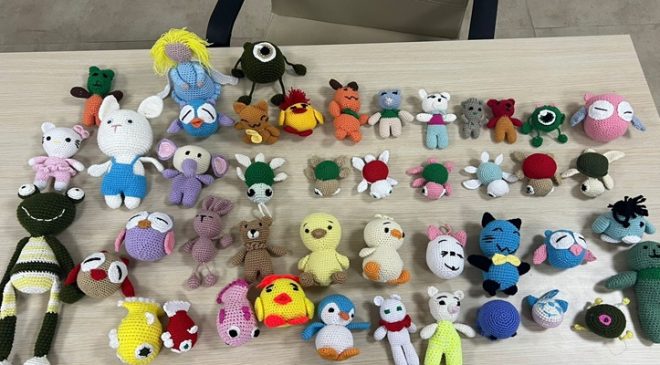 ÇERKEZKÖY’DE KADINLARIN EL EMEĞİ SEVGİYLE ÖRÜLDÜ