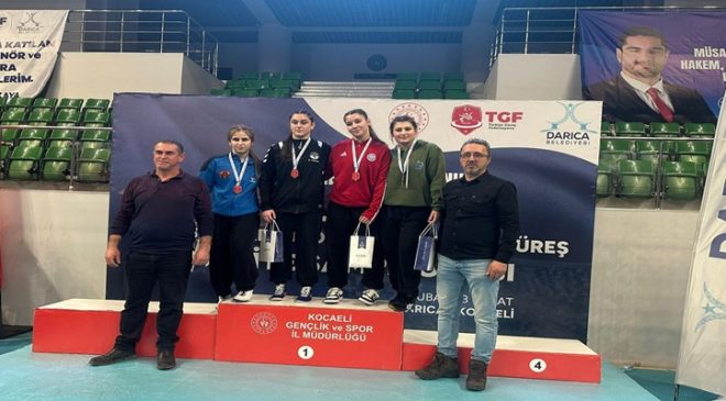 Çorlulu Sporcular Minderde Devleşti