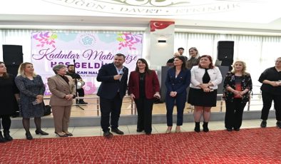 Süleymanpaşalı Hanımlar Kadınlar Matinesinde Eğlenceye Doydu