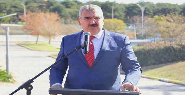 Rektör Prof Dr Mümin Şahin