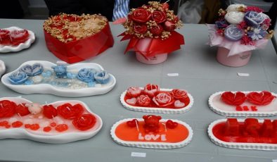 SEVGİLİNİZE EN GÜZEL HEDİYE KADIN EL EMEĞİ PAZARI’NDAN