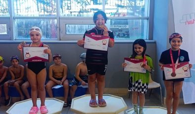 TEKİRDAĞLI MİNİK KULAÇLARDAN BÜYÜK BAŞARI