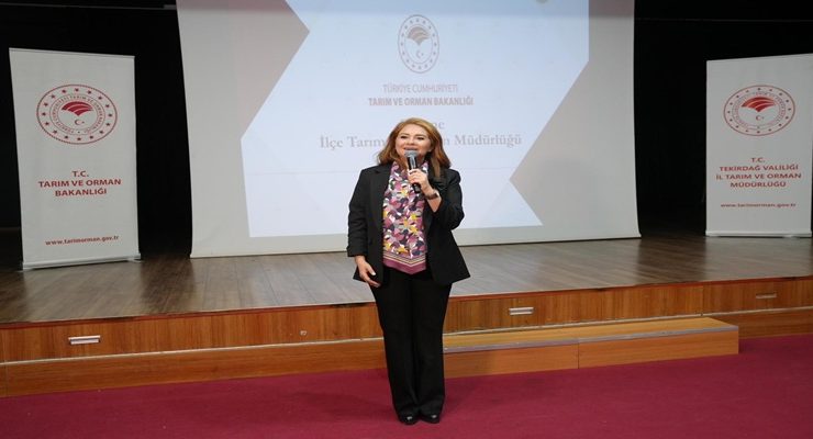 ERGENE’DE ÇİFTÇİLERE ZİRAİ İLAÇ UYGULAMA EĞİTİMİ VERİLDİ