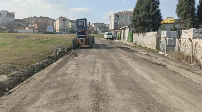 ERGENE’DE YOL BAKIM VE ONARIM ÇALIŞMALARI ARALIKSIZ SÜRÜYOR