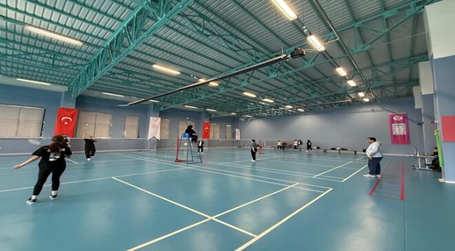 Çorlu’da Badminton Heyecanı: Şampiyonlar Belli Oldu