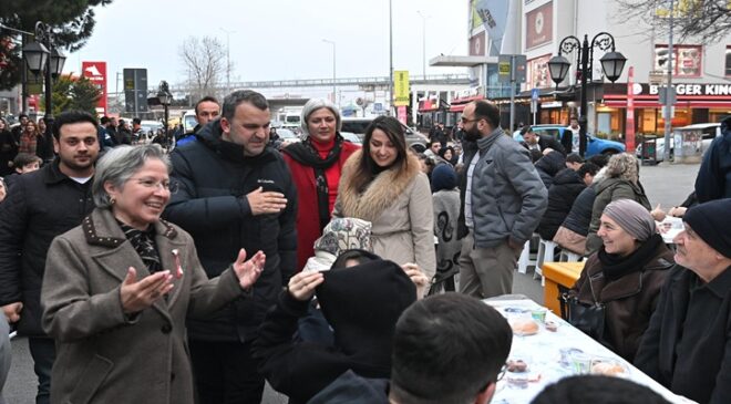 Halk Sofraları Üç Mahallede Daha Yürekleri Fethetti