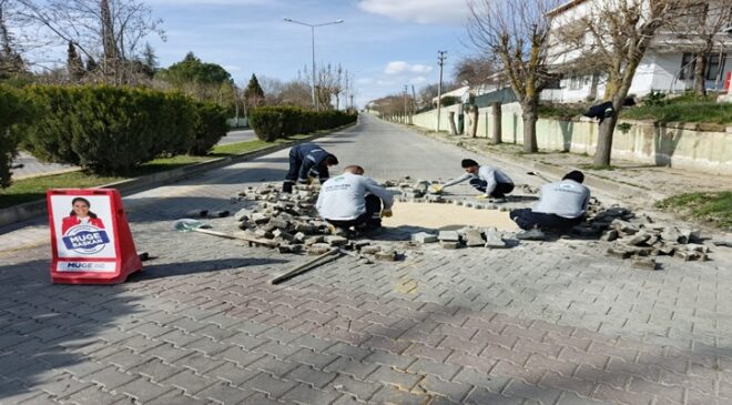 3 MAHALLEDE KİLİT TAŞI DÖŞEMESİ YAPILDI