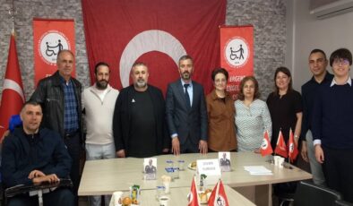 ENGELLİLER DERNEĞİ’NDE MEVCUT BAŞKAN ERSİN KOCA GÜVEN TAZELEDİ