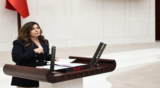 TBMM’de 8, 11’den Büyüktür Tartışması!