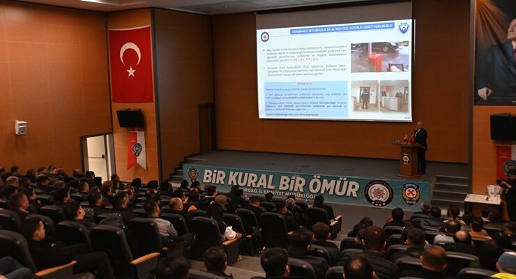 BÜYÜKŞEHİR GÜVENLİK PERSONELİNE UYUŞTURUCUYLA MÜCADELEDE ANLAMLI TAKDİR