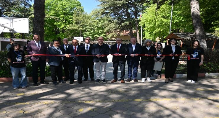 Başkan Soner Ilık, “MimARTech Teknoloji Sergisi ve Robot Yarışması Açılış Töreni”ne Katıldı