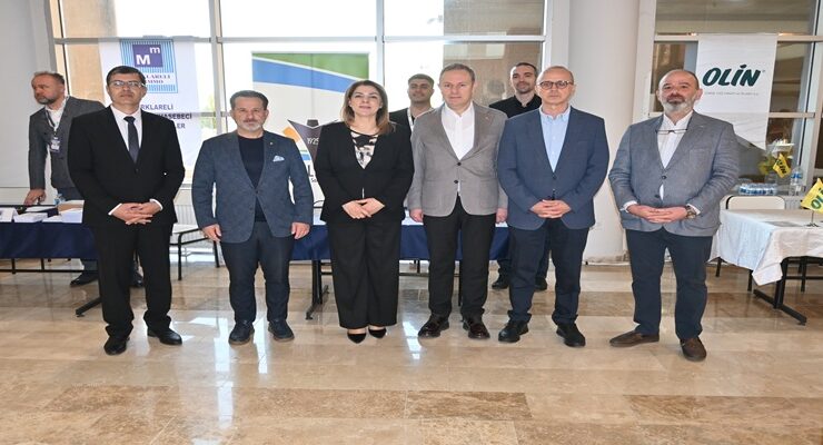 Kırklareli Ticaret ve Sanayi Odası, “Kırklareli Üniversitesi Kariyer Fuarı”nda Tanıtım Stantı Açtı