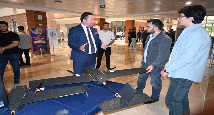 “Kırklareli Üniversitesi’nde Sergilenen Her Proje, Üreten ve Gelişen Türkiye’nin Güçlü Birer Yansımasıdır”