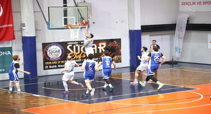 TEKİRDAĞ NAMIK KEMAL ÜNİVERSİTESİ SPOR KULÜBÜ DÖRTLÜ FİNAL İÇİN AVANTAJ YAKALADI
