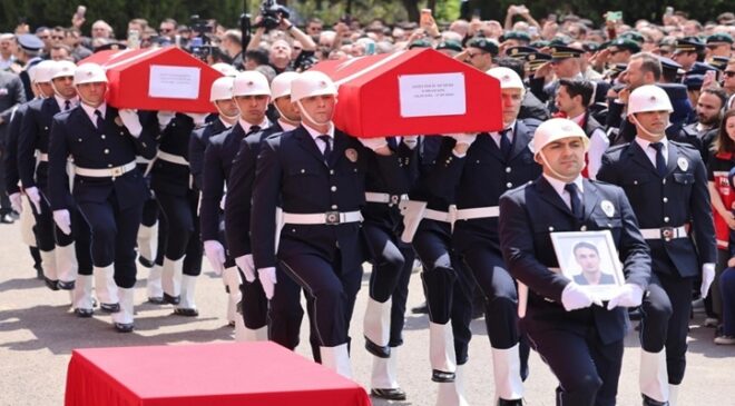 TEKİRDAĞ ŞEHİTLERİNİ GÖZYAŞLARI VE DUALARLA EBEDİYETE UĞURLADI