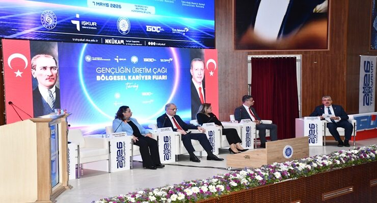 TRAKYA KARİYER FUARI’NDA REKTÖRLERDEN ‘İNOVASYON’ VURGUSU: “BİLGİ ÜRETİMLE BULUŞMALI”