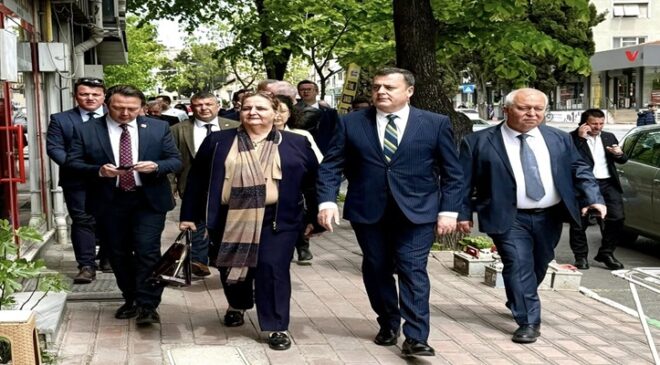 ‘SEÇİME KADAR DURMAK YOK!’